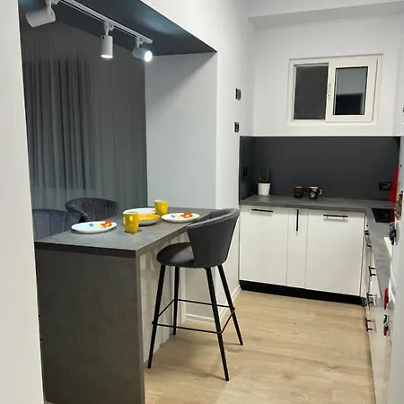 Amion In Center Of Apartament *
