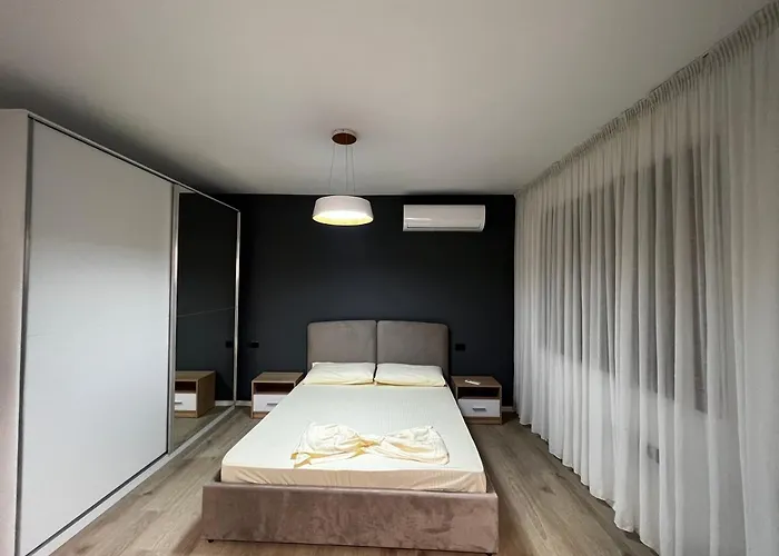 Amion In Center Of *