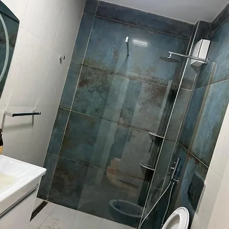 شقة Amion In Center Of