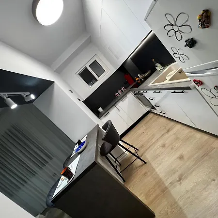 Amion In Center Of *