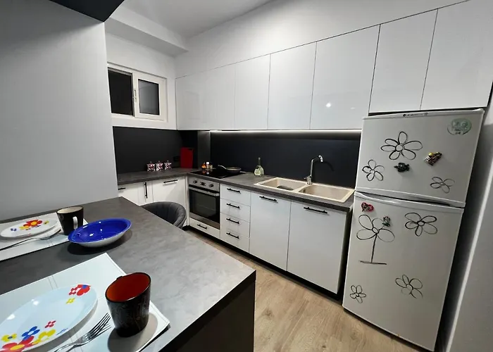 Amion In Center Of * Tirana