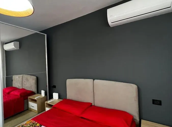 Amion In Center Of * Tirana